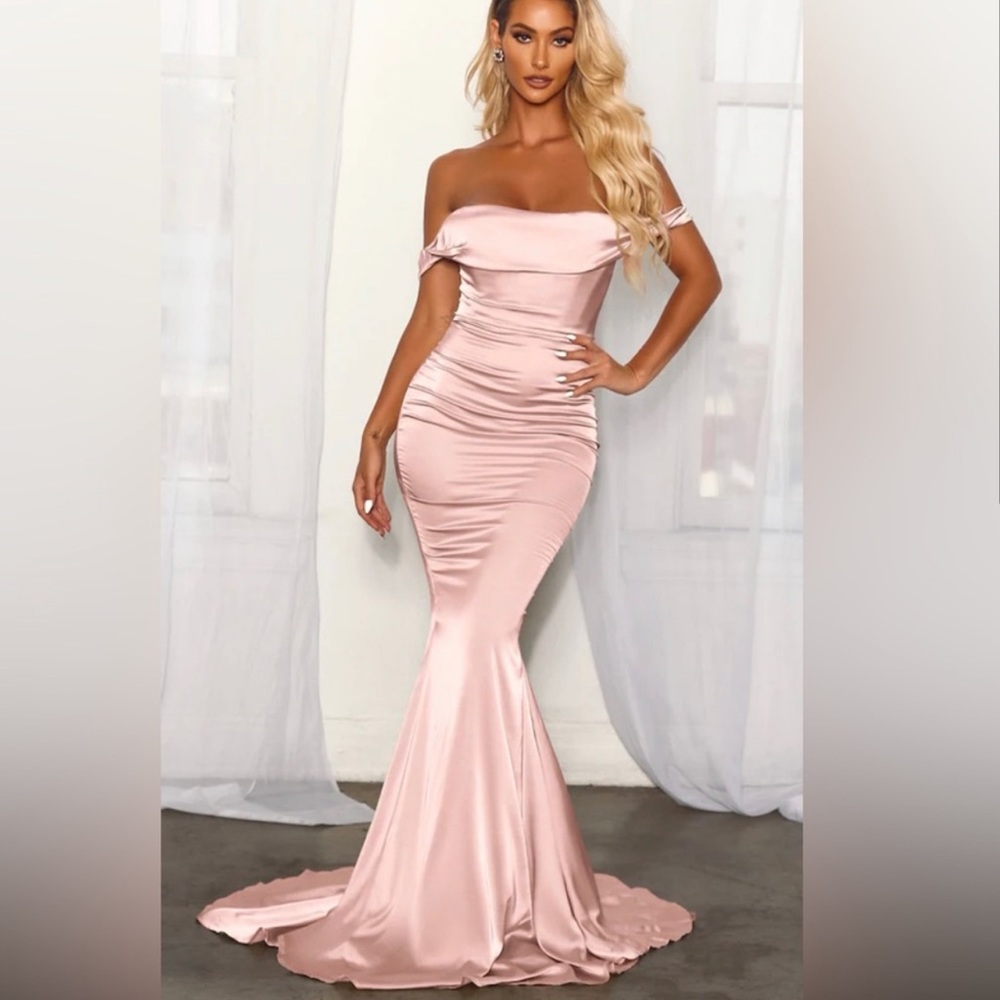 MODA GLAM DELILAH GOWN